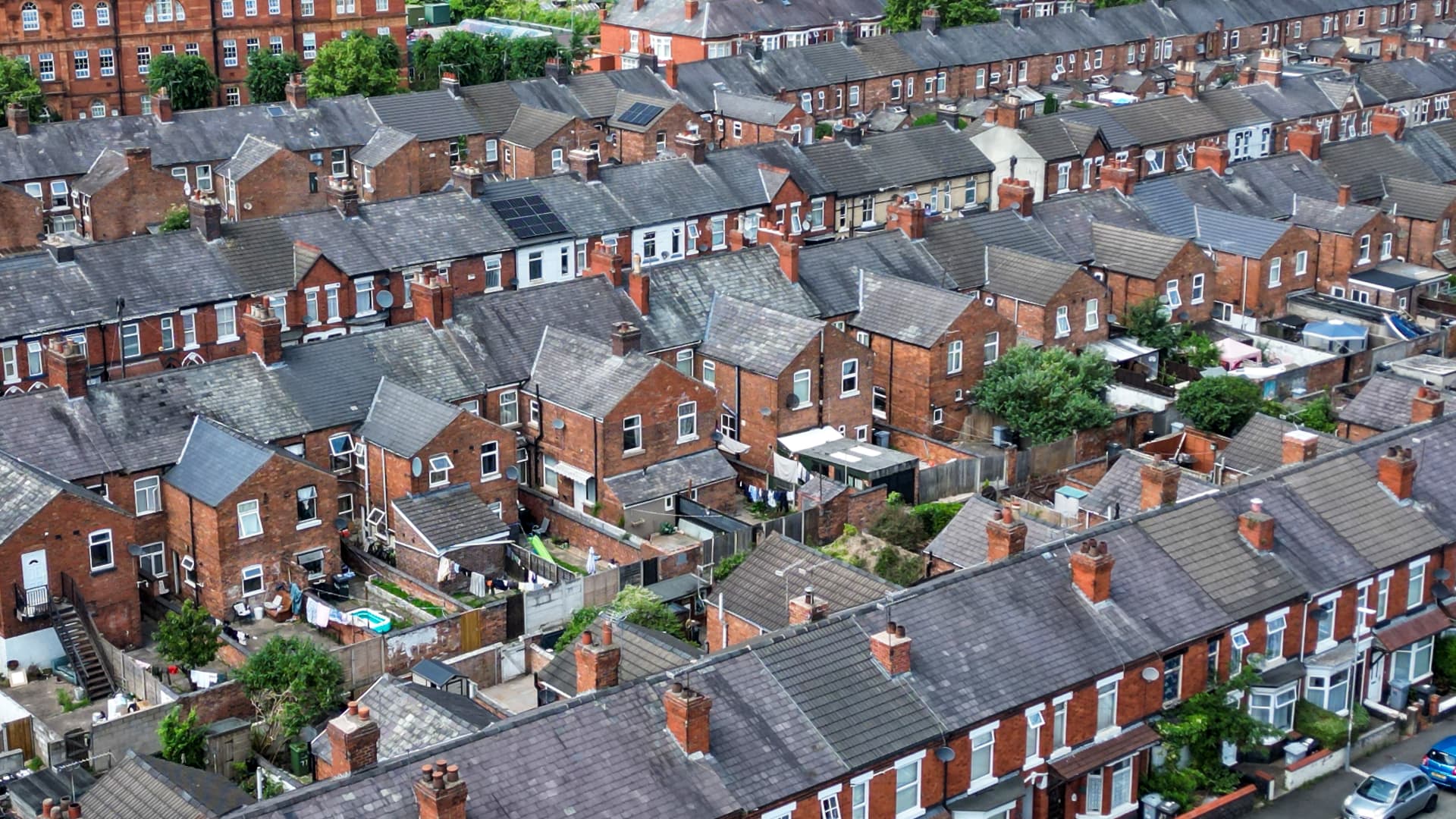 UK mortgage rates are finally falling as homeowners hope for relief