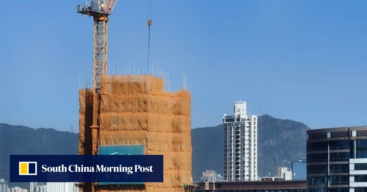 Hong Kong’s smaller developers steal a march on big guns, offer discounts to offload flats before Lunar New Year holiday