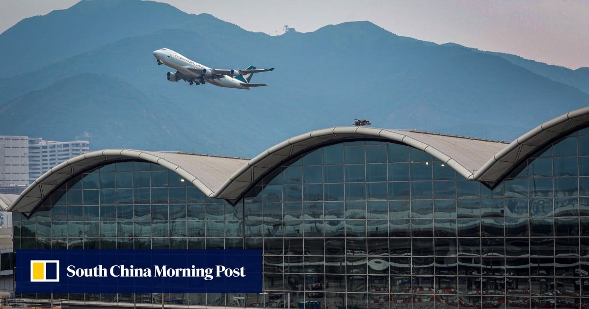 Hong Kong airport authority’s US$640 million retail bonds to fund new runway prove popular with investors in boost for city’s aviation hub ambitions